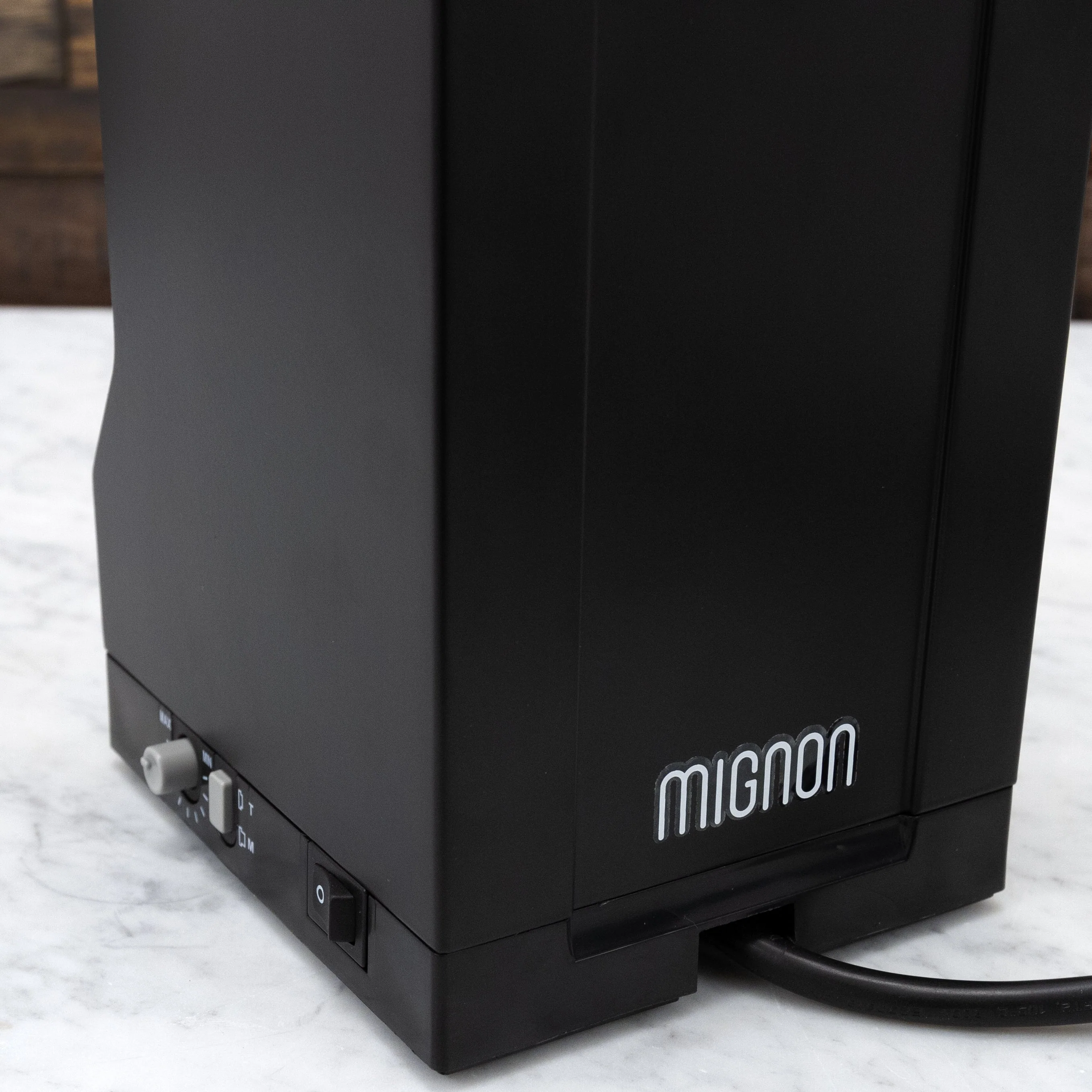 Eureka Mignon Silenzio Espresso Grinder in Matte Black - Image 5