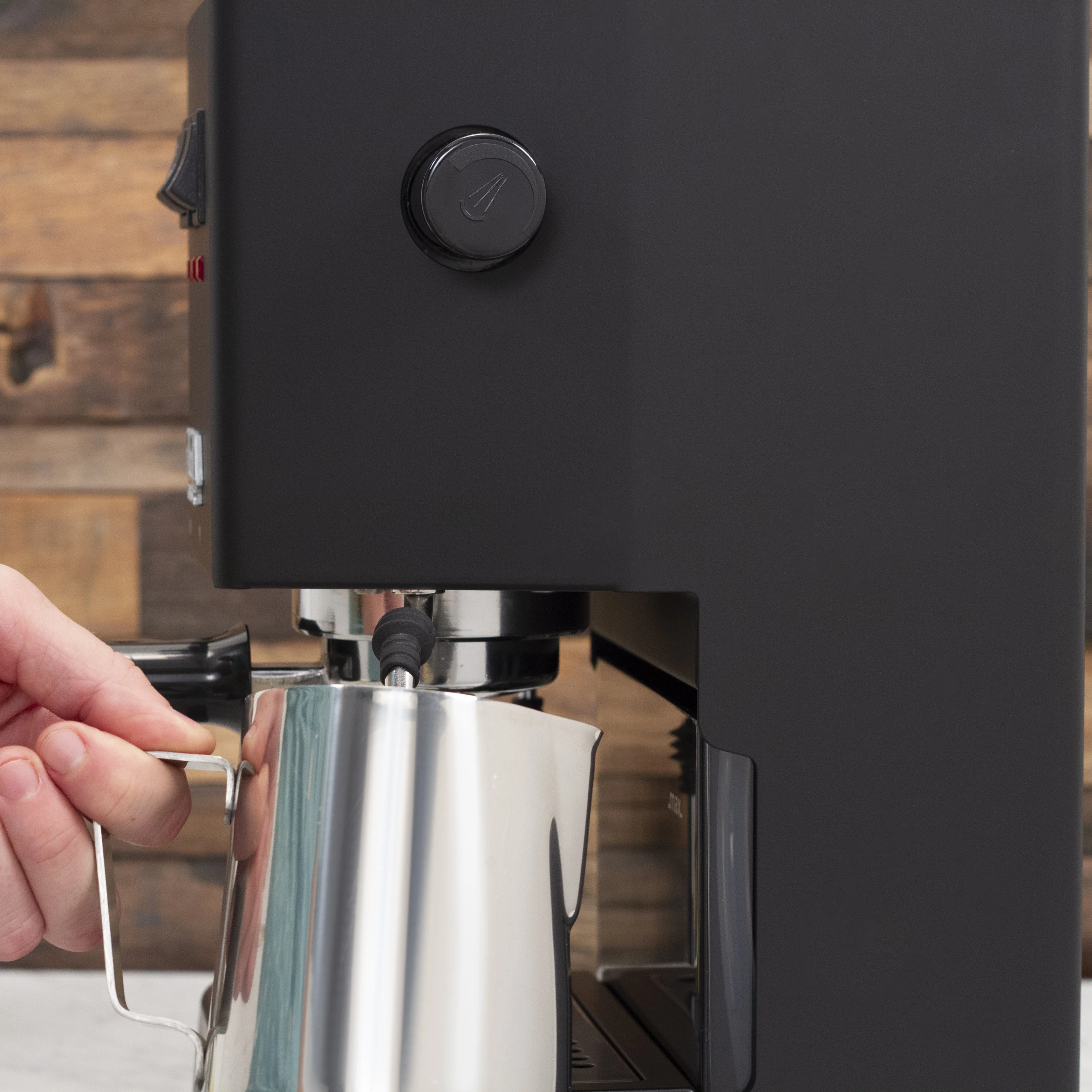 Gaggia Classic Evo Pro Espresso Machine in Thunder Black - Image 5