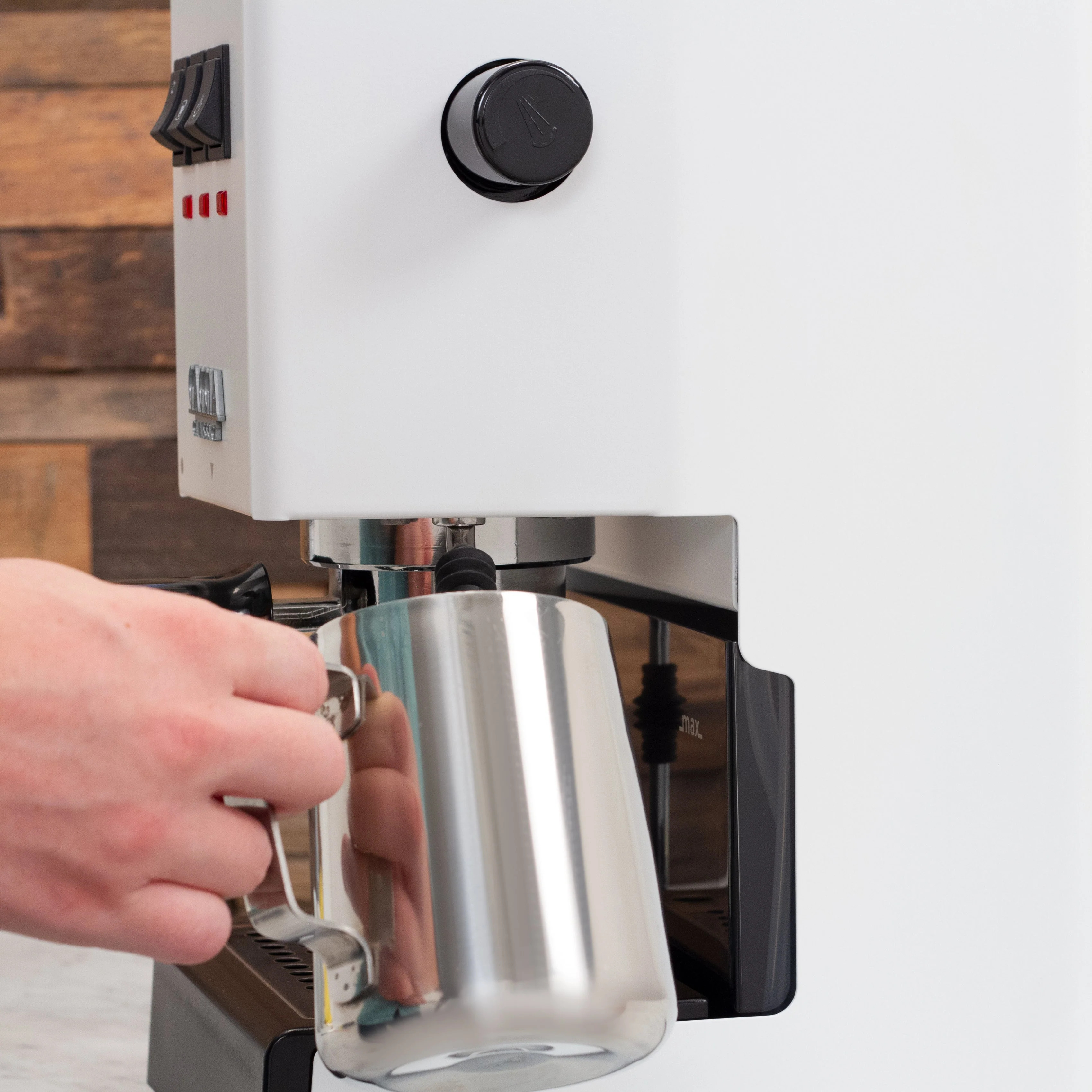 Refurbished Gaggia Classic Evo Pro Espresso Machine in Polar White - Image 5